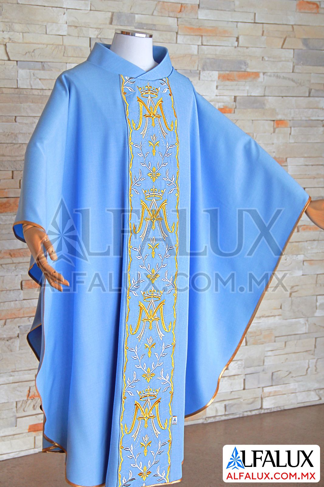 28 MARIA REINA Casulla Alfalux  Central Azul Cielo 33 (4)